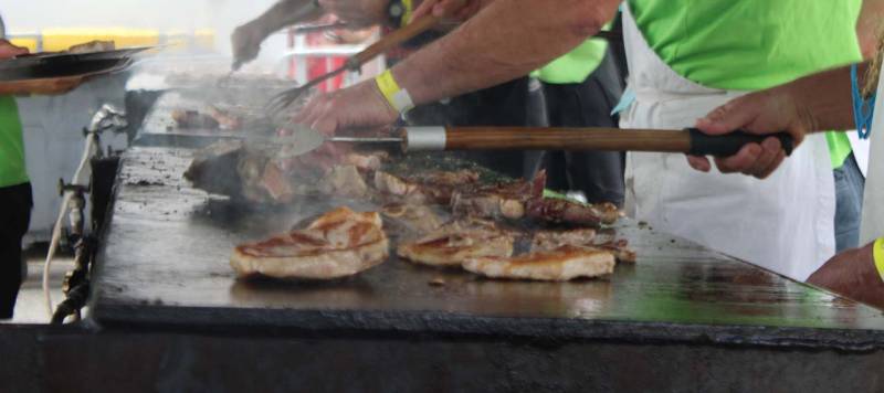 Fête de la Saint Michel -  Foire aux côtelettes à Luz-Saint-Sauveur (Hautes-Pyrénées)