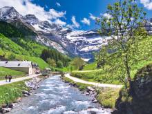 Notre zone d'activité pour ce service Location de vacances près de La Mongie 65200 pour un court ou long séjour